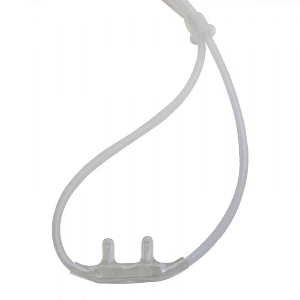 naricera de oxigeno Detalle de puntas nasales curvas y suaves en PVC médico