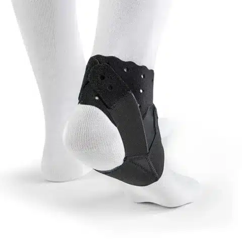 Ortesis fascitis plantar diurna FP01 con cinchas elásticas vista trasera